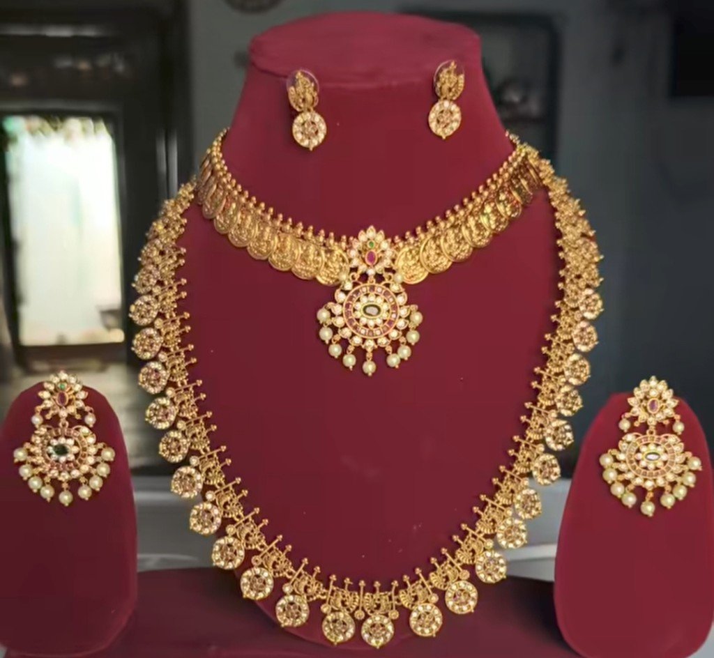laxmi Kasulu short+Bottu Mala